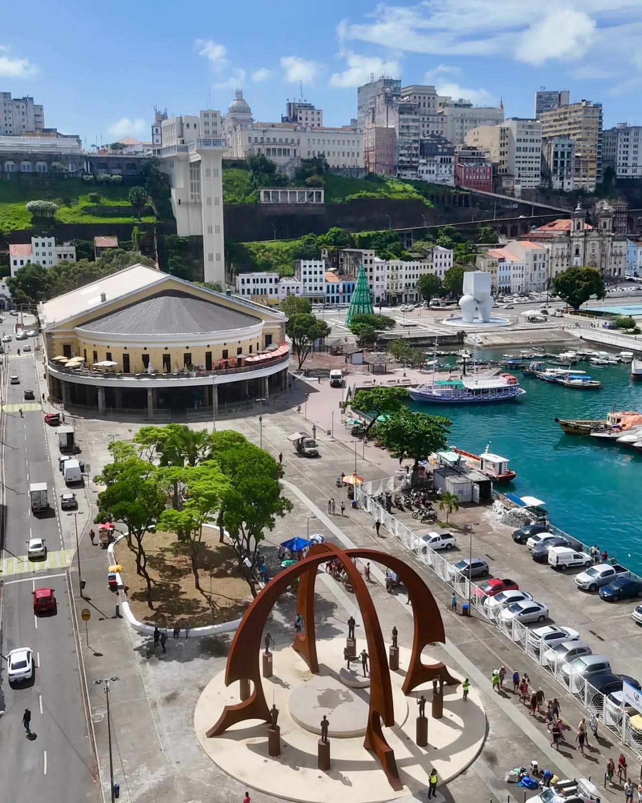 https://bahiatoureceptivo.com.br/services/uploads/_original/city-tour-panoramico-819694.jpg
